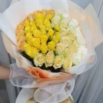 ช่อดอกกุหลาบสีเหลือง