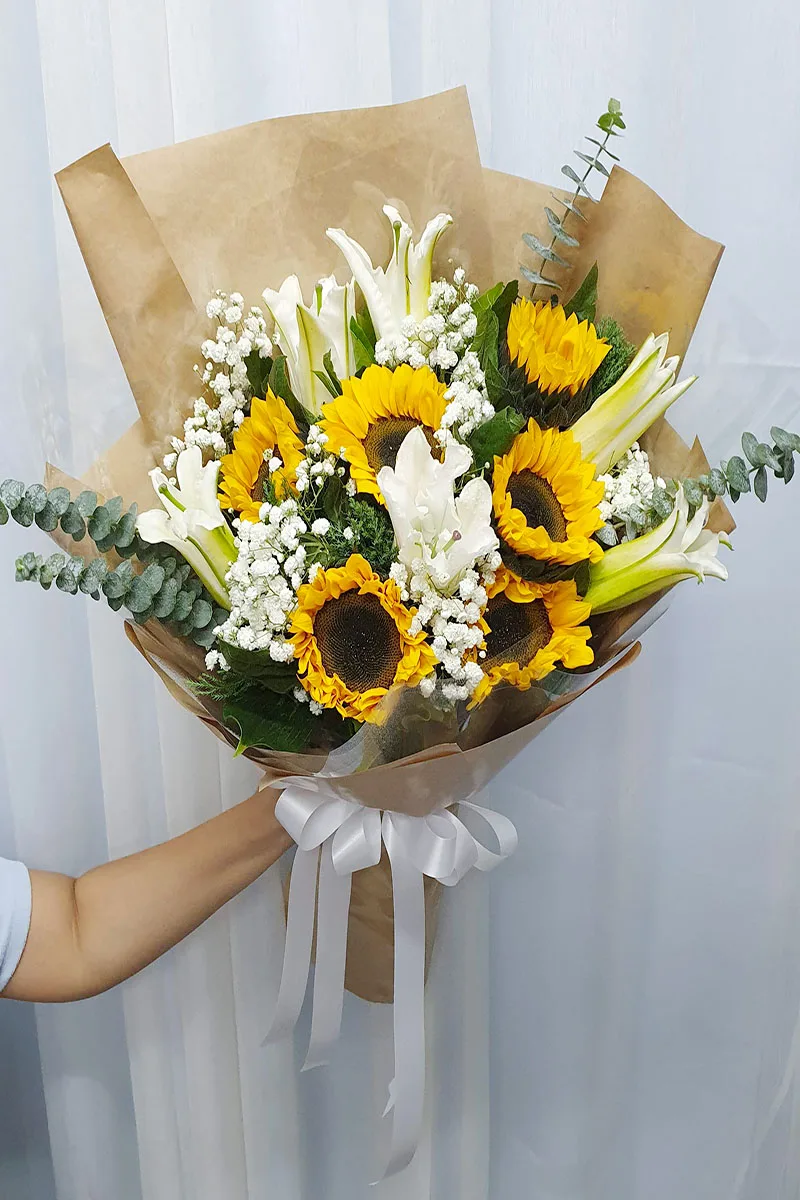 ช่อดอกทานตะวัน6ดอก ช่อดอกทานตะวัน6ดอกห่อน้ำตาล