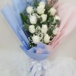 ช่อดอกกุหลาบขาว