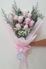 ช่อดอกกุหลาบสีชมพู