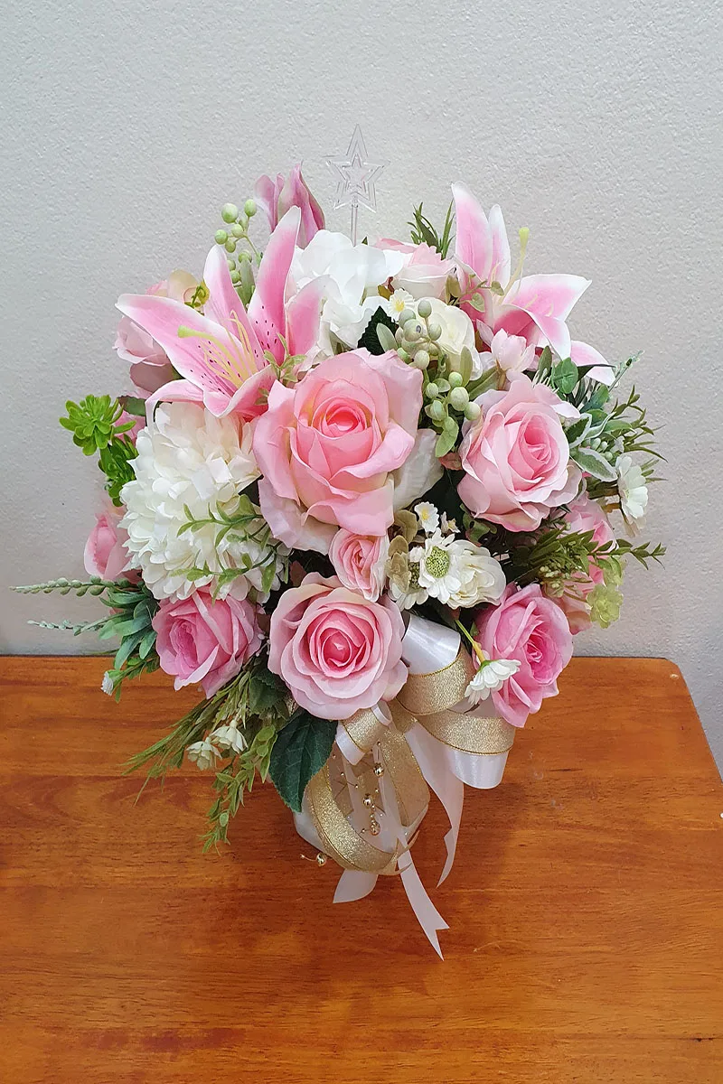 แจกันดอกไม้ประดิษฐ์ใบเล็ก