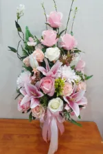 แจกันดอกไม้ประดิษฐ์