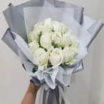 ช่อดอกกุหลาบสีขาว