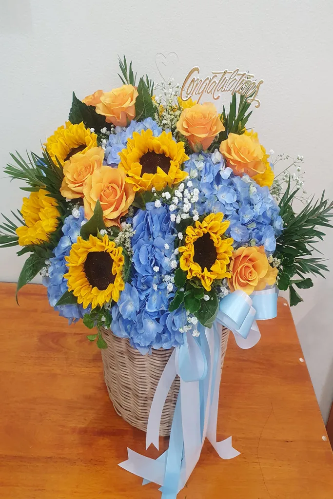 แจกันดอกไม้สด ดอกทานตะวัน