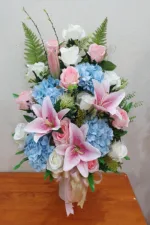 แจกันดอกไม้ประดิษฐ์