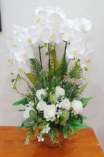 ดอกกล้วยไม้ประดิษฐ์จัดแจกัน