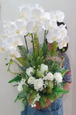 แจกันดอกกล้วยไม้ประดิษฐ์