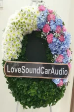 พวงหรีดดอกไม้สดสีชมพูฟ้า