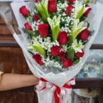 ช่อดอกไม้สีสดใส