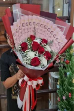 ช่อเรียงแบงค์ในช่อดอกกุหลาบ