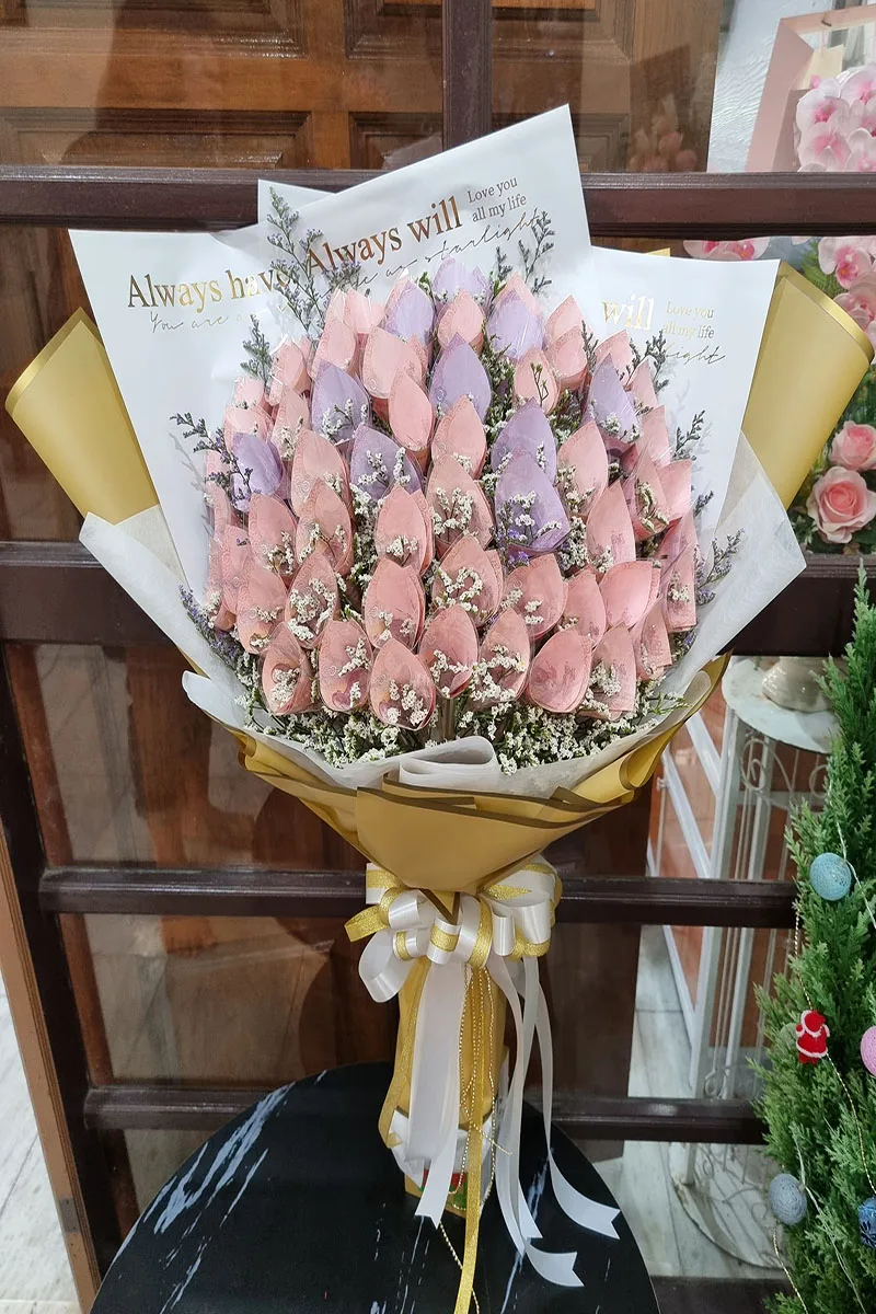 ช่อแบงค์ม้วนทำดอก50ใบ ช่อแบงค์ม้วนทำดอก 50 ใบ