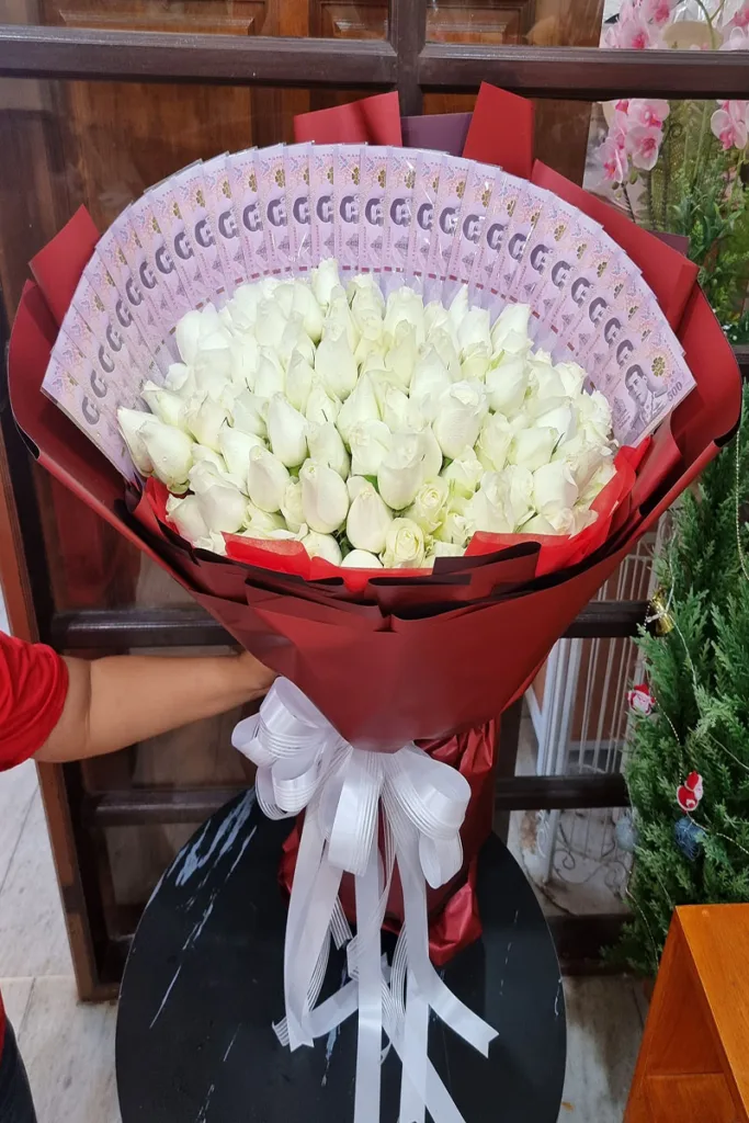 ช่อเรียงแบงค์ในช่อกุหลาบ