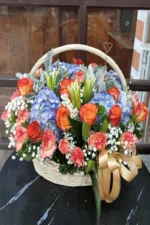 กระเช้าดอกไม้สีส้ม ฟ้า