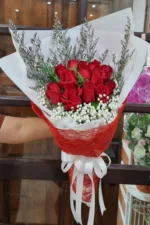 ช่อดอกกุหลาบแดง12ดอก