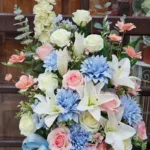 กระเช้าดอกไม้ประดิษฐ์