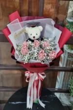 ช่อแบงค์ร้อยพับตุ๊กตารับปริญญา