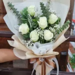 ช่อดอกกุหลาบขาว6ดอก