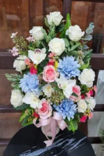 แจกันดอกไม้ประดิษฐ์