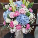 แจกันดอกไม้สดสีหวาน