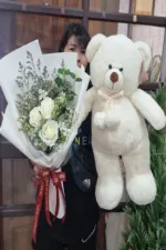 ช่อดอกไม้กับตุ๊กตาหมี-TR1001 - Image 2