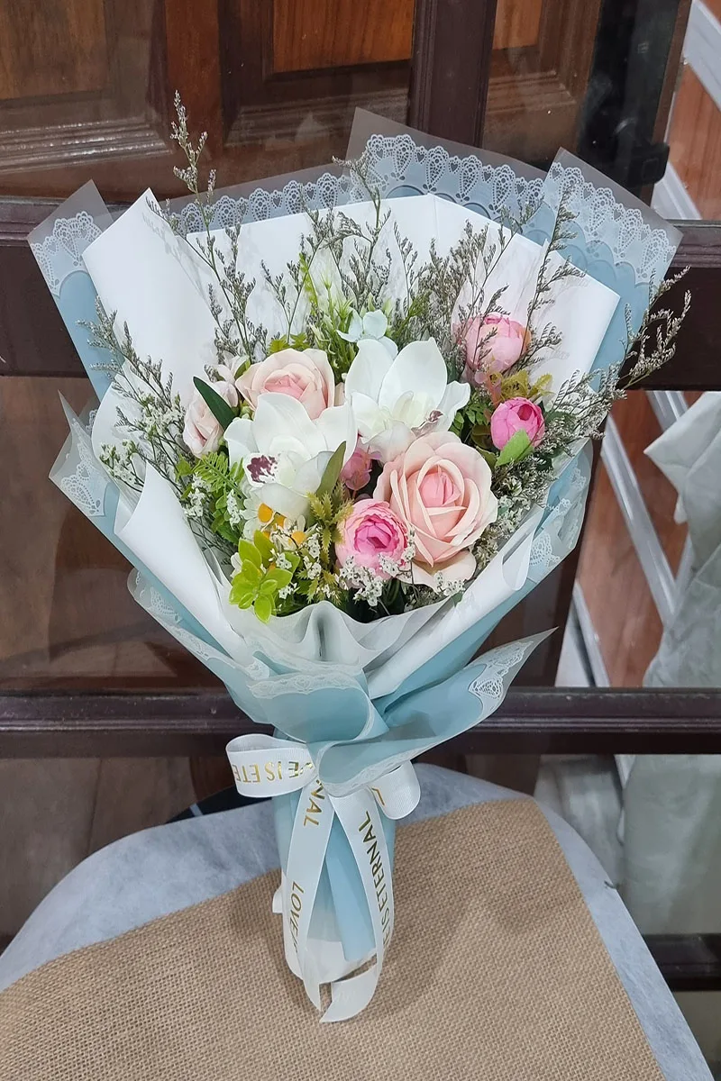 ช่อดอกไม้ประดิษฐ์สีชมพูฟ้า ช่อดอกไม้ประดิษฐ์สีฟ้า