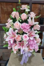 แจกันดอกไม้ประดิษฐ์ทรงสูง