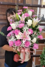 แจกันดอกไม้สดทรงสูง