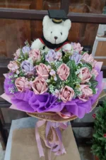 ช่อแบงค์พับกับตุ๊กตารับปริญญา