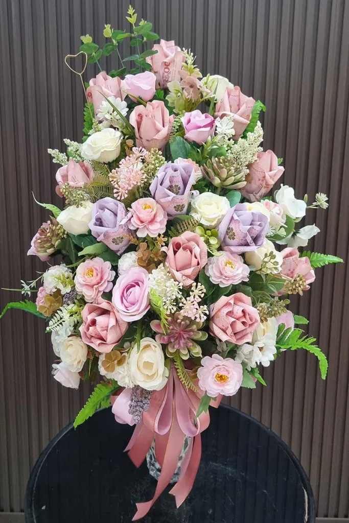 แจกันแบงค์พับ