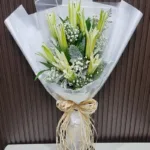 ช่อดอกลิลลี่ขาว