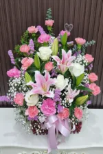 กระเช้าดอกไม้สีชมพูโอรส