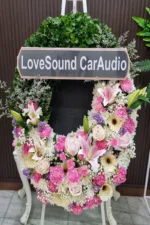 พวงหรีดดอกไม้สดสีชมพู