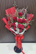 ช่อดอกกุหลาบ9ดอกห่อสีแดง