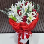 ช่อดอกลิลลี่สีขาว