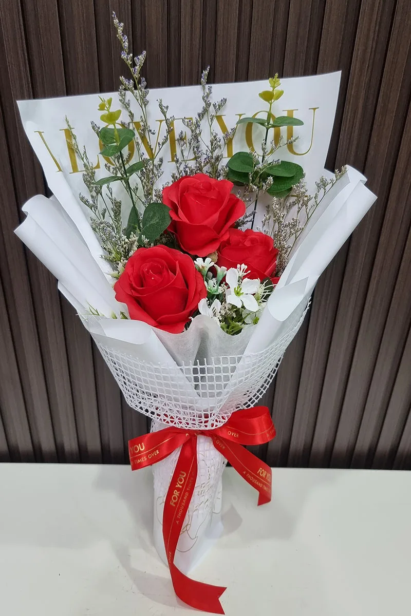 ช่อดอกไม้ประดิษฐ์