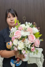 แจกันดอกไม้ประดิษฐ์ทรงกลม