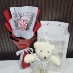 ช่อแบงค์พับกับตุ๊กตา