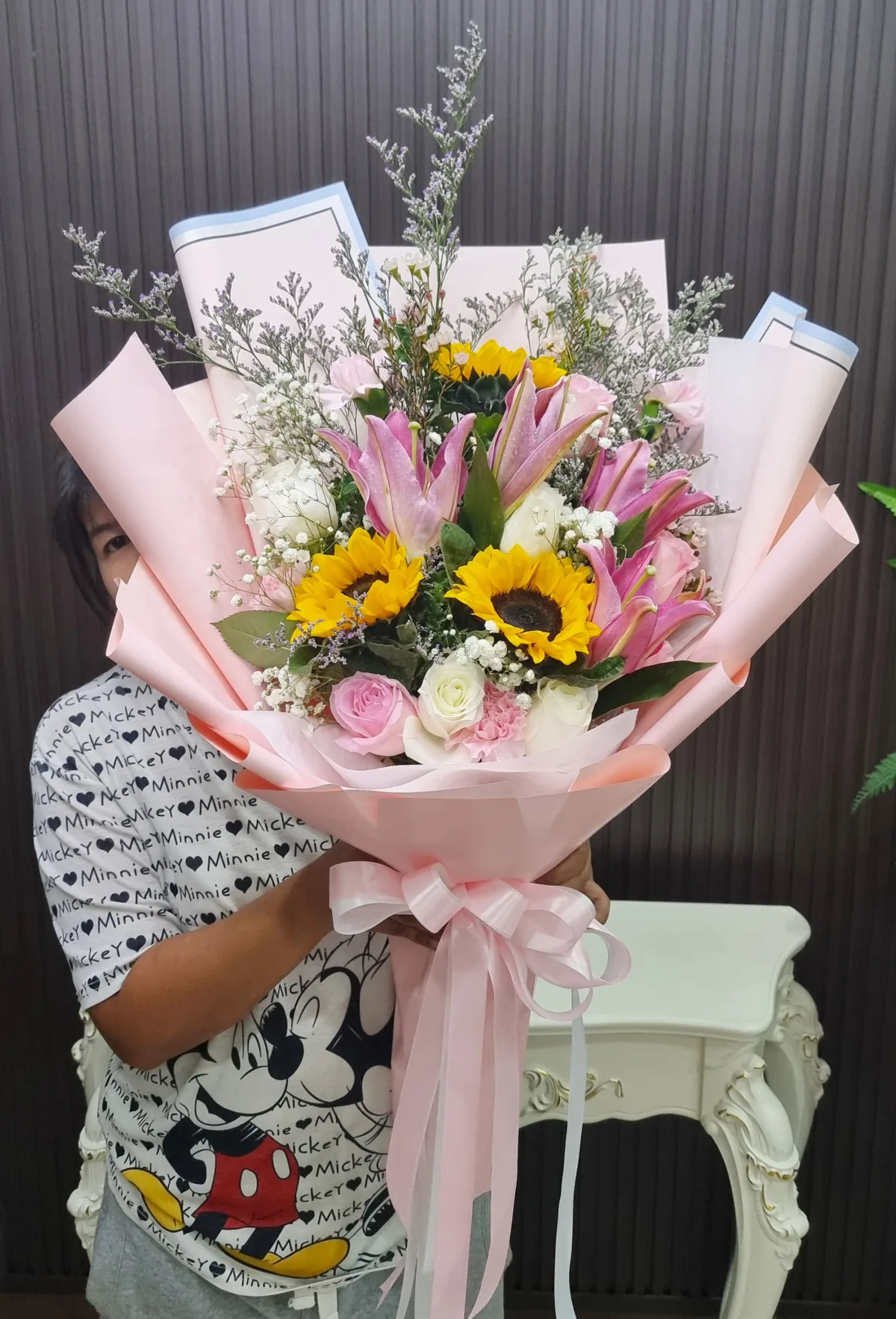 ช่อดอกทานตะวันลิลลี่