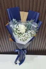 ช่อดอกกุหลาบดอกเดียว