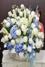 กระเช้าดอกไม้สีฟ้าขาว-BB1009 - Image 3