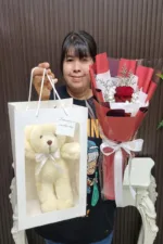 ช่อดอกไม้กับตุ๊กตาหมี-TR1005 - Image 2