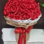 ช่อดอกไม้ประดิษฐ์ดอกกุหลาบแดง