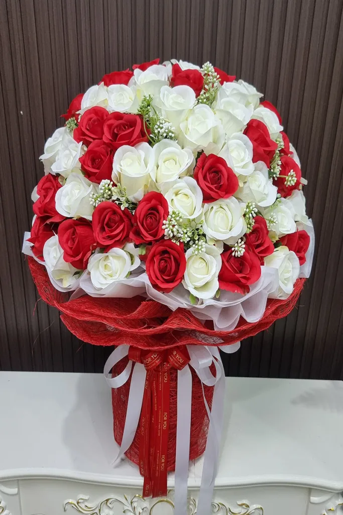 ช่อดอกไม้ประดิษฐ์ดอกกุหลาบ