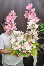 แจกันดอกกล้วยไม้ซีมีเดี้ยวประดิษฐ์