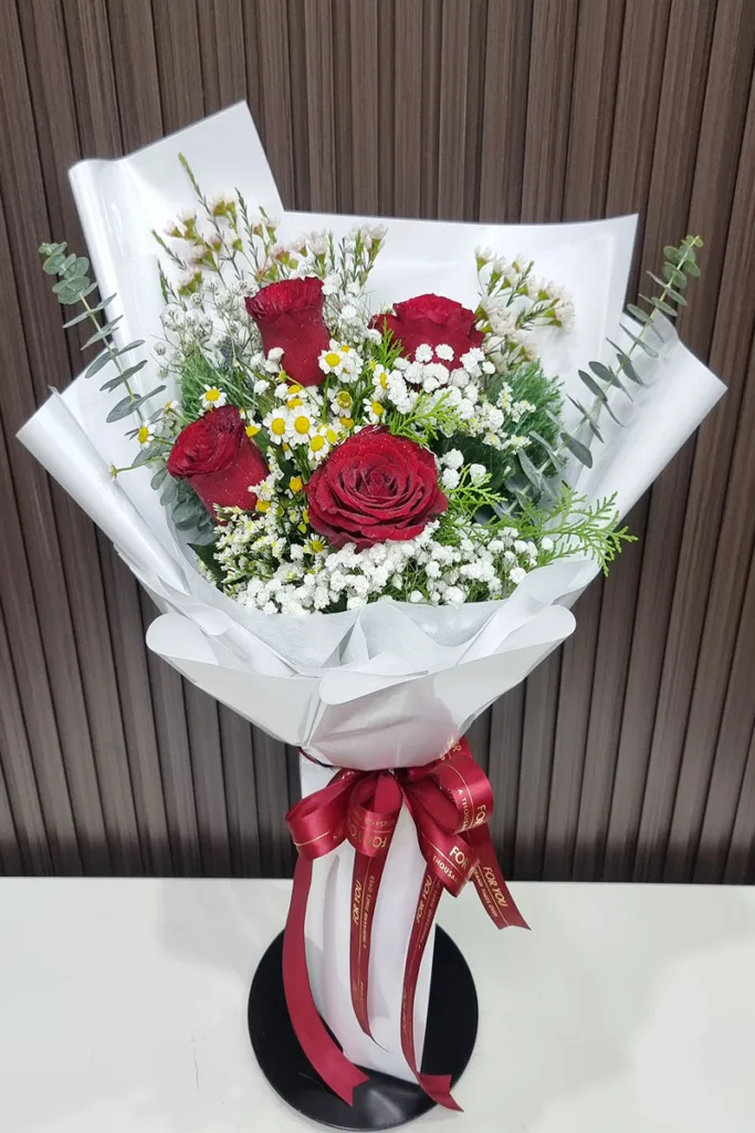 ช่อดอกกุหลาบแดง4ดอก