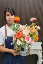 แจกันดอกไม้ประดิษฐ์สีส้ม-AV1016 - Image 3