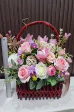 กระเช้าดอกไม้ประดิษฐ์