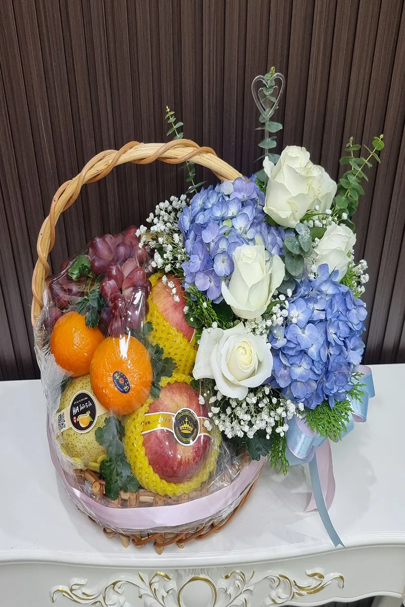 กระเช้าผลไม้สดดอกไม้ กระเช้าผลไม้ดอกไม้