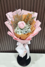 ดอกกุหลาบสีชมพู