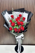 ดอกกุหลาบแดง13ดอก